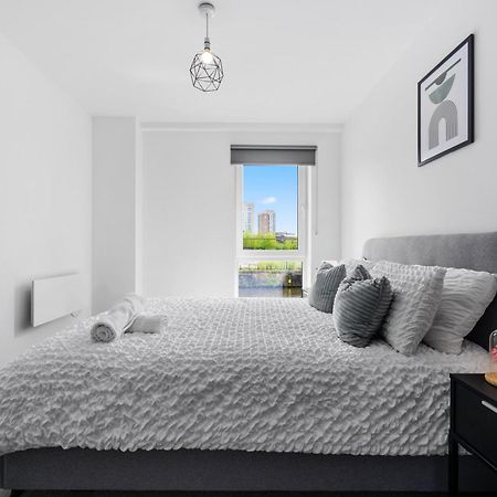Harboview Haven Waterfront Apartment Manchester Exteriör bild